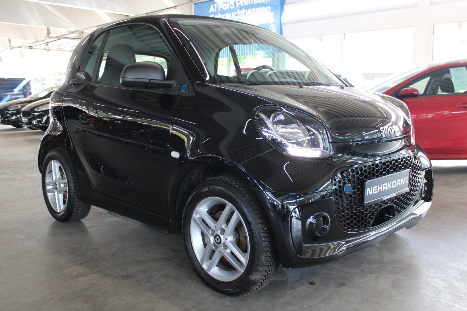 Fahrzeugabbildung Smart ForTwo coupé 60kW EQ Batterie KLIMA Allwetter