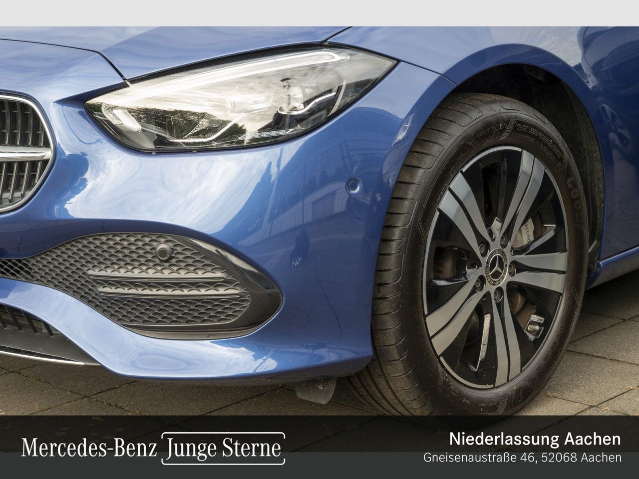 Mercedes-Benz C 300 e T Avantgarde Adv Distr Pano AHK ParkPak foto 5