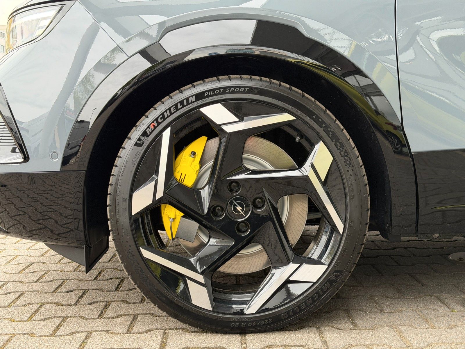 Fahrzeugabbildung Opel Mokka-e GSE 54kWh 280PS Matrix/Kamera!