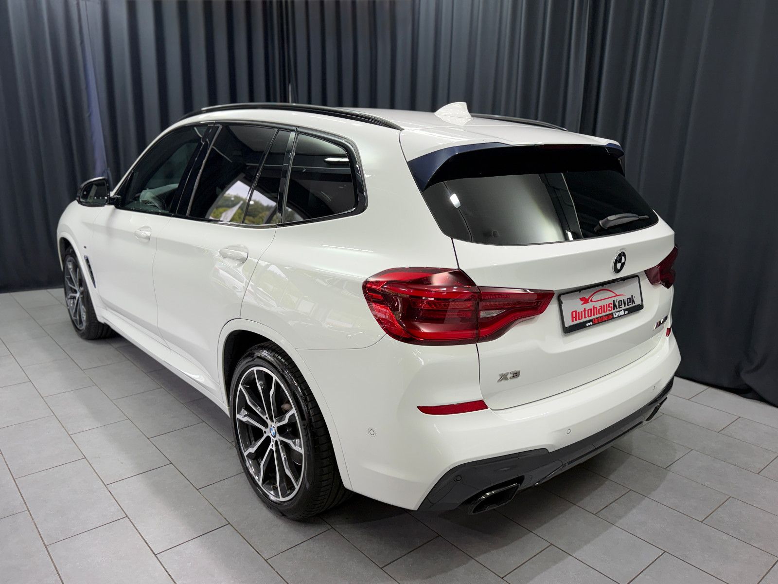 Fahrzeugabbildung BMW X3 M40 i |HuD|360°|LED|SITZBELÜFTUNG