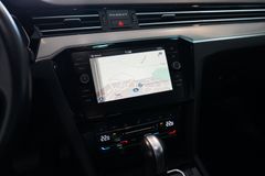 VW Passat Variant 2.0 TDI R-Line | Matrix | AHK VW Passat Variant 2.0 TDI R-Line | Matrix | AHK