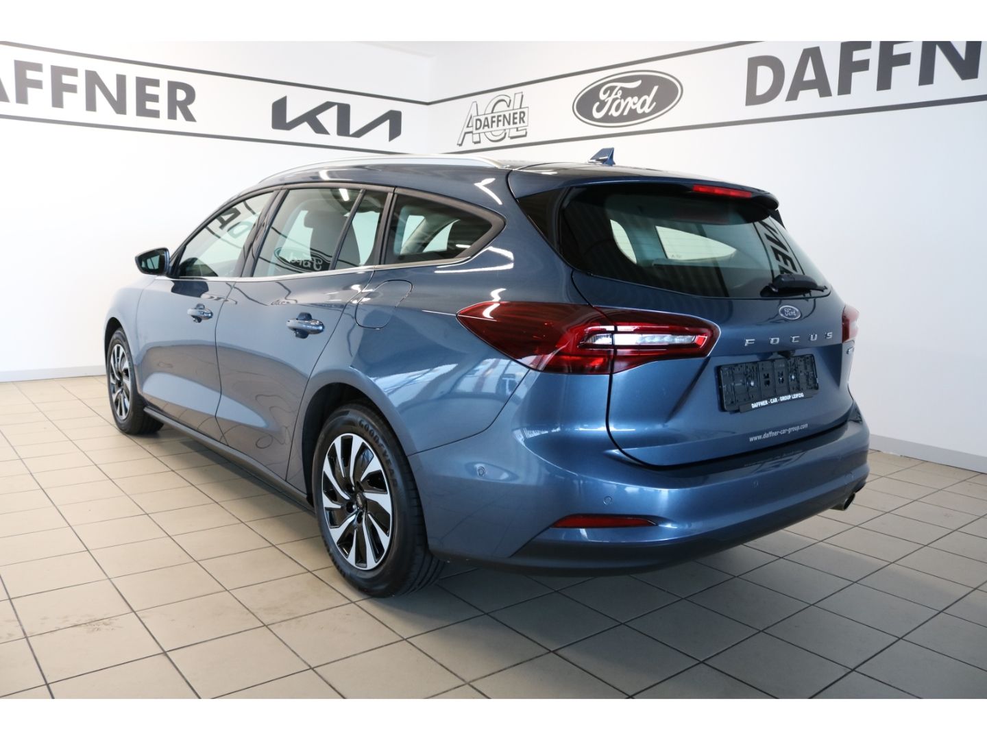 Fahrzeugabbildung Ford Focus Turnier Titanium Tempomat SpurhalteASS LED