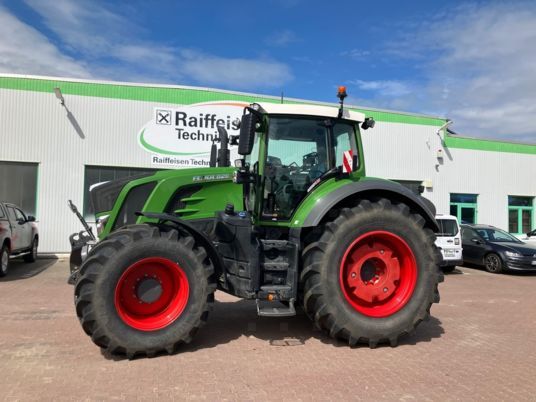 Fendt 828 Vario S4 Profi Plus