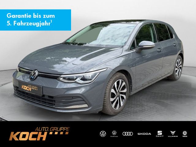 Volkswagen Golf VIII 2.0TDI Active DSG Navi LED AHK Pano