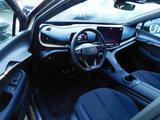 Cupra Tavascan VZ 4 Drive 340 PS   Adrenalin Pack - mit Elektro-Antrieb: Beige, Abstandswarner