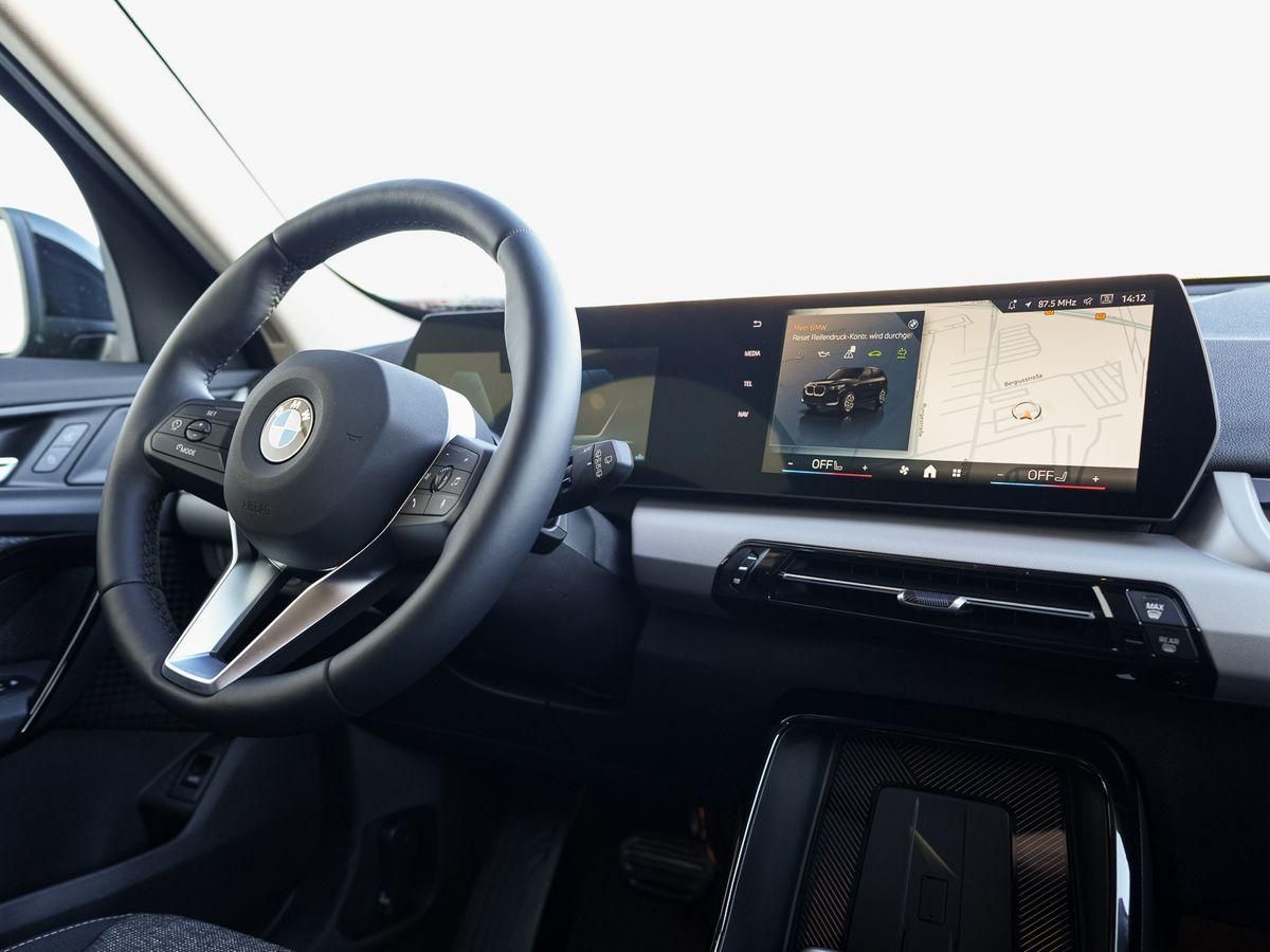 BMW X1 sDrive18d AHK aLED PANO KoZg SpPaket SonGlas foto 16