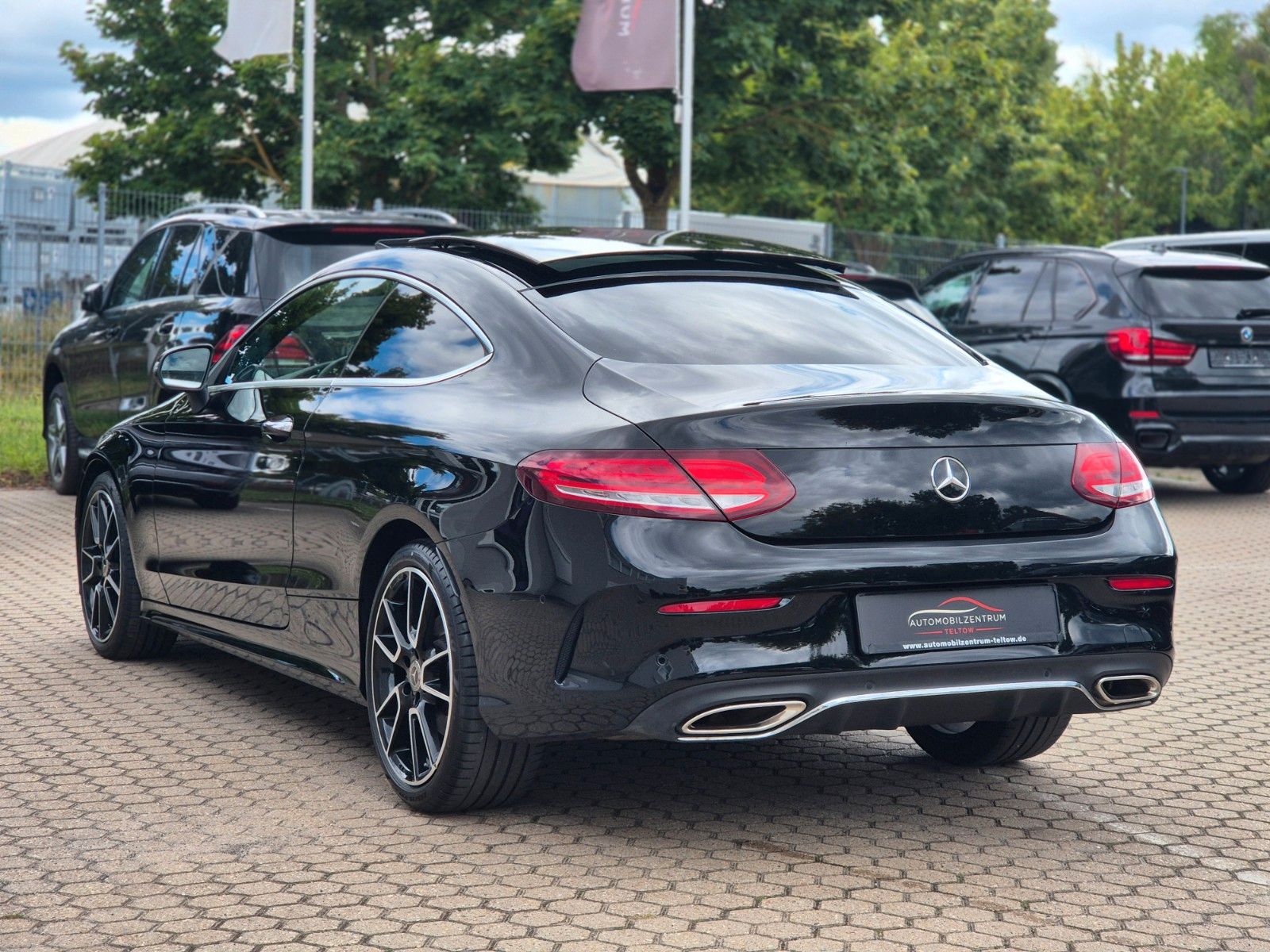Mercedes-Benz C 300 Coupé 4Matic AMG Line Multibeam Virtual foto 7
