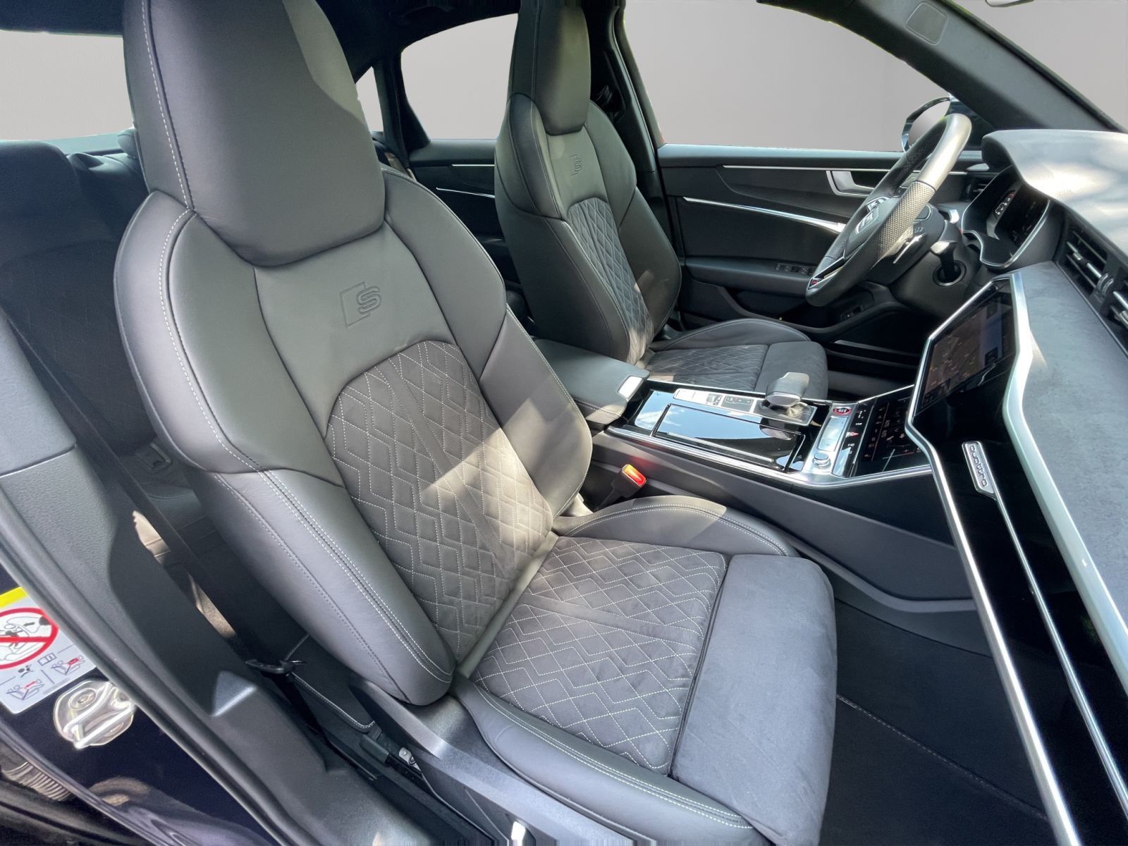 Audi S6 - Bild 19
