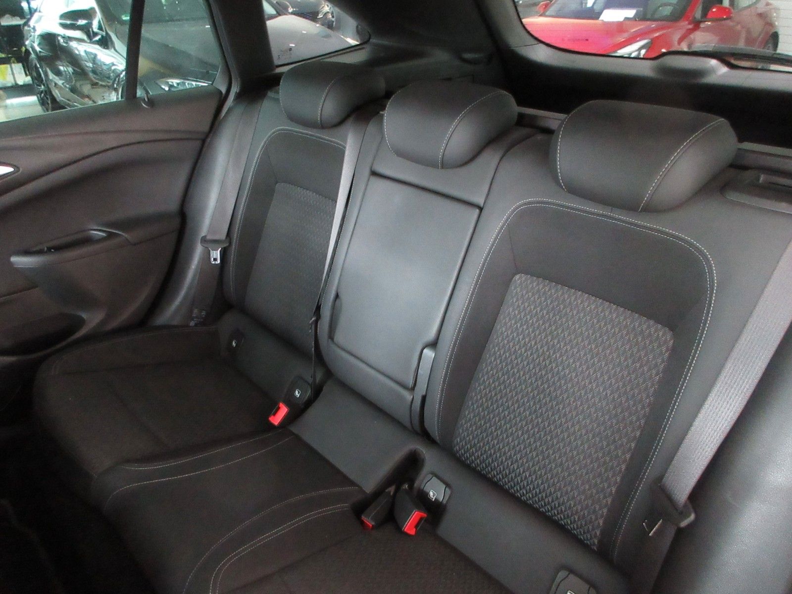 Fahrzeugabbildung Opel Astra K Sports Tourer Innovation Start/Stop