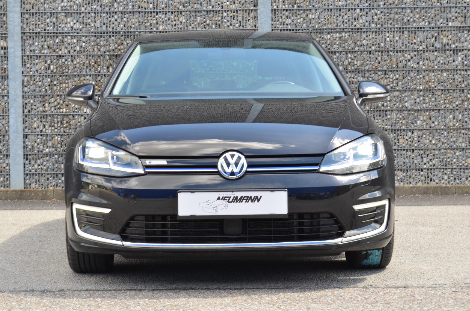 Volkswagen Golf VII Lim. e-Golf*NAVI*KLIMA*KAMERA*CAR-PLAY*