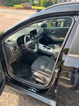Hyundai KONA Elektro ELEKTRO 100kW - - Hyundai KONA Elektro: Privatanbieter