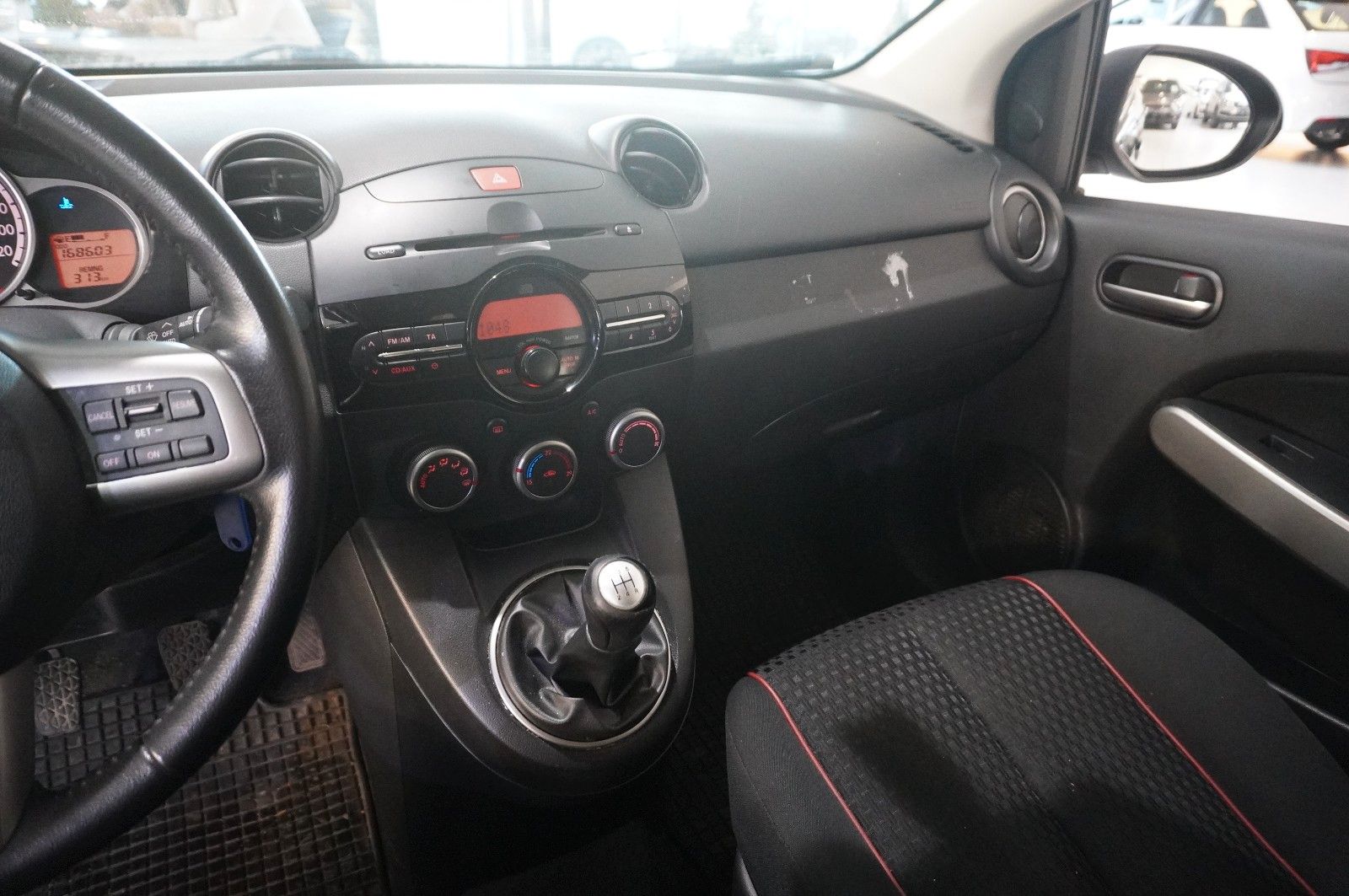 Fahrzeugabbildung Mazda 2 Lim. 1.6D SPORT LINE KLIMA/NEBEL/CD/TÜV/AHK