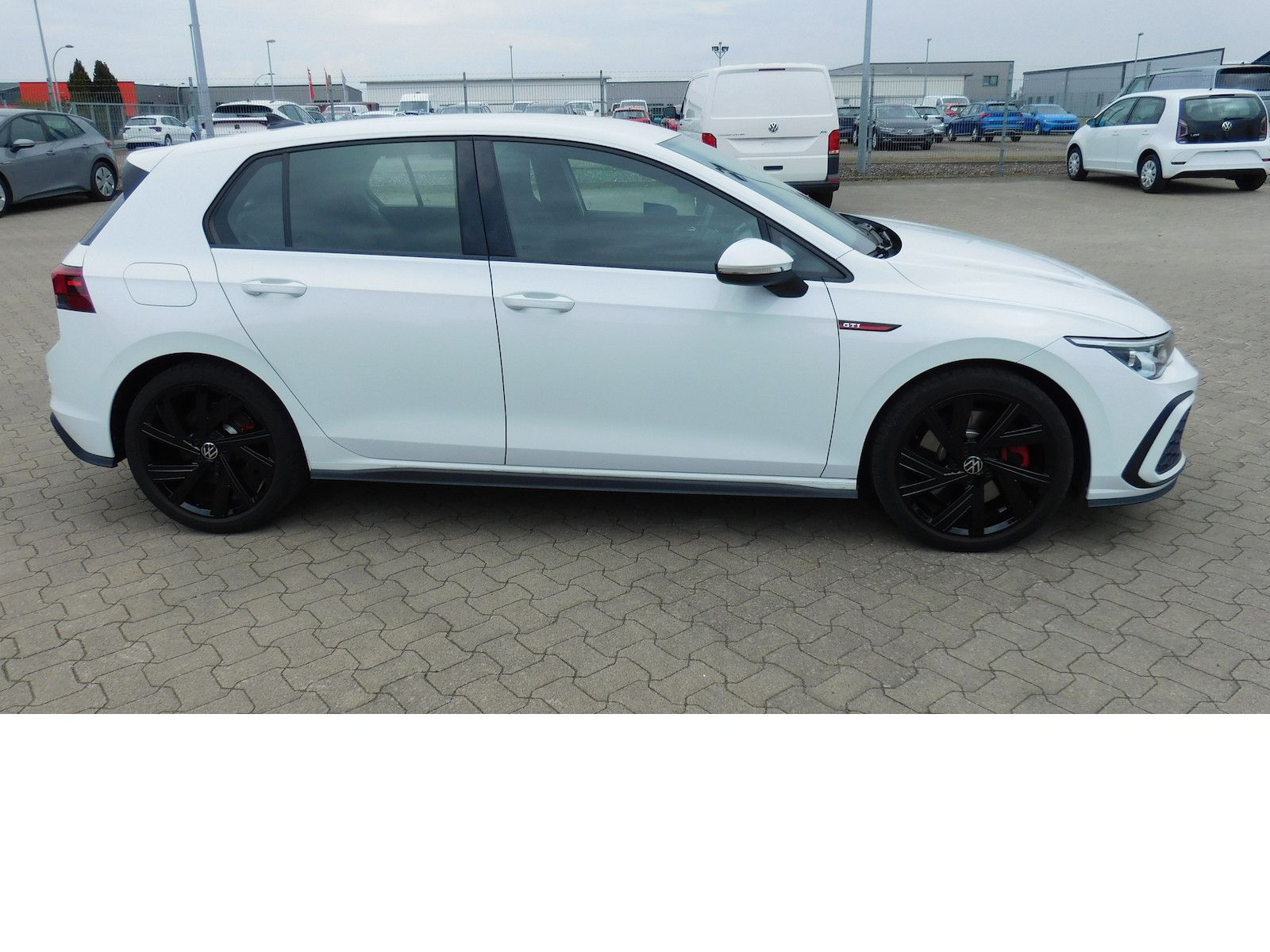 Volkswagen Golf GTI 2.0 VIII TSI Performance 4Trg Navi foto 2