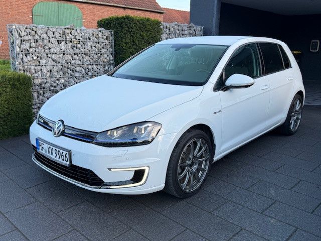 Volkswagen Golf VII e-Golf LED-SW Wärmepumpe CCS-Stecker