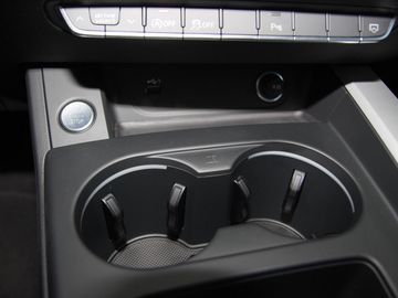 Audi A4 Avant 40 TDI S-line Optik blackLEDNAVIPANO