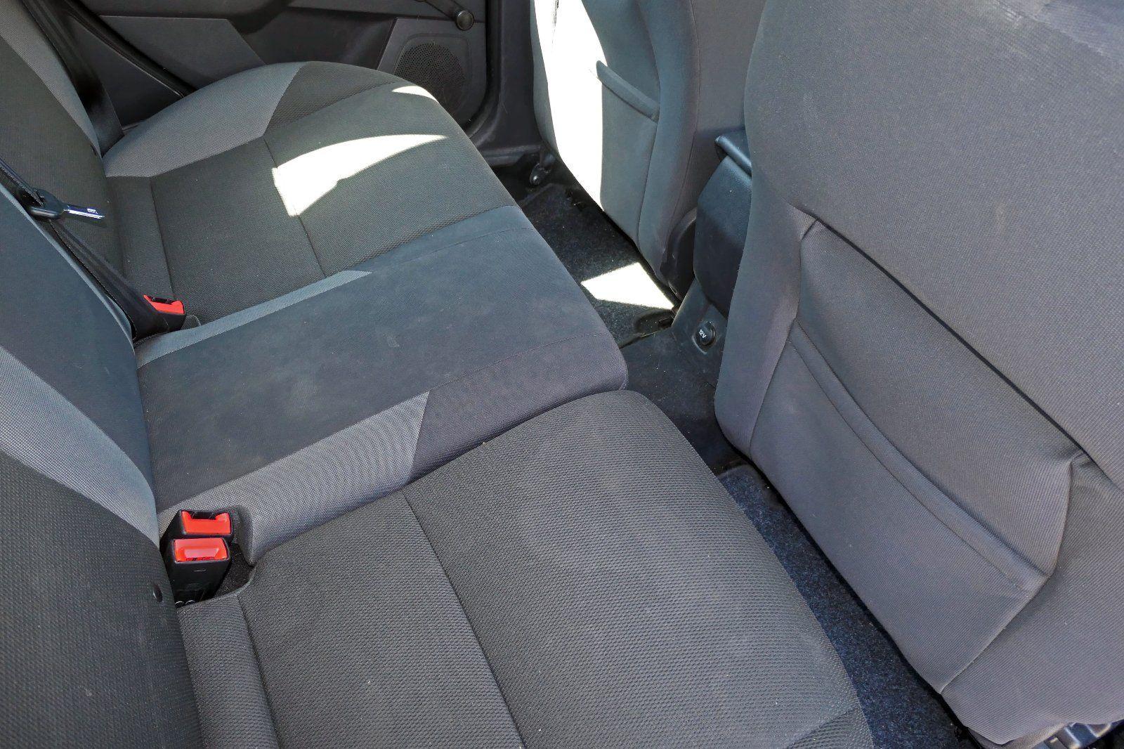Ford Focus 2012 — photo 8