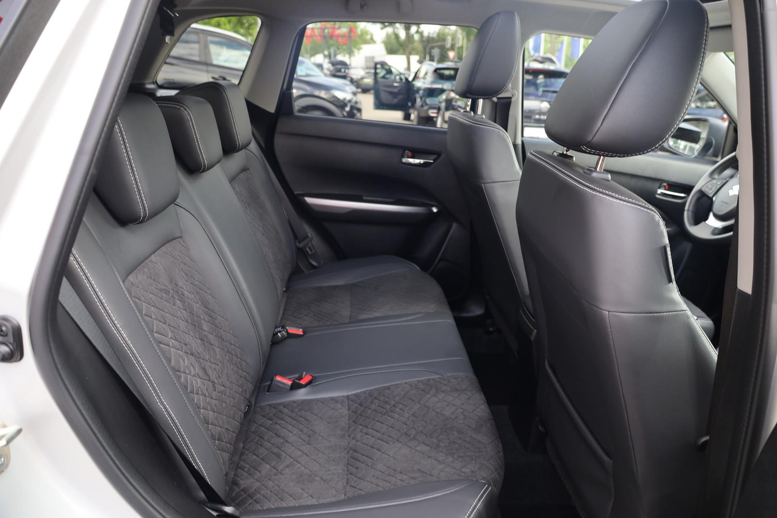 Suzuki Vitara 1.5 Comfort+ 4x2 CVT LED Navi Kamera, миниатюра 29