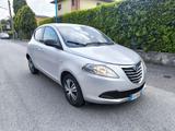 Lancia LANCIA YPSILON 1,3 MJT PLATINUM 95CV- OK NEOPATE - Lancia Ypsilon Platinum mit Diesel-Antrieb
