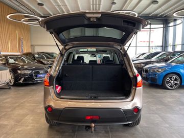 Nissan Qashqai+2 2.0 dCi 3604x4 Aut.*NAVI*AHK*PANO*
