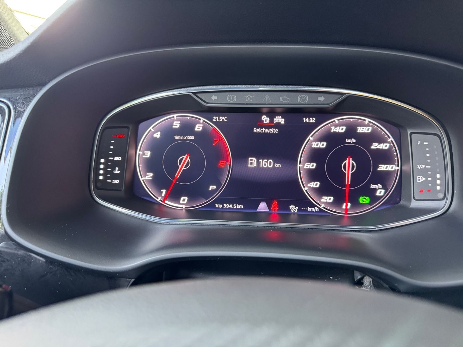 Fahrzeugabbildung CUPRA Ateca 2.0 TSI 4DriveLED NAVI AHK PANO