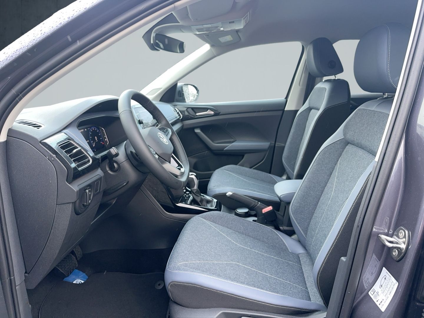 Volkswagen T-Cross - Bild 10
