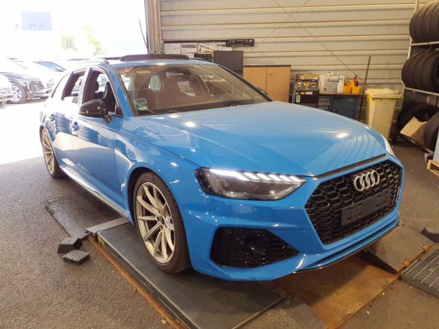 RS4 Avant TFSI QUATTRO MATRIX+PANO+RAUTE+KAMERA+