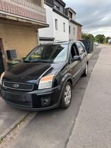 Ford Fusion Plus 1.4L - Ford Fusion: Plus
