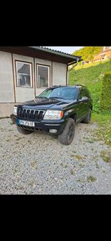 Jeep Cherokee Geländewagen 