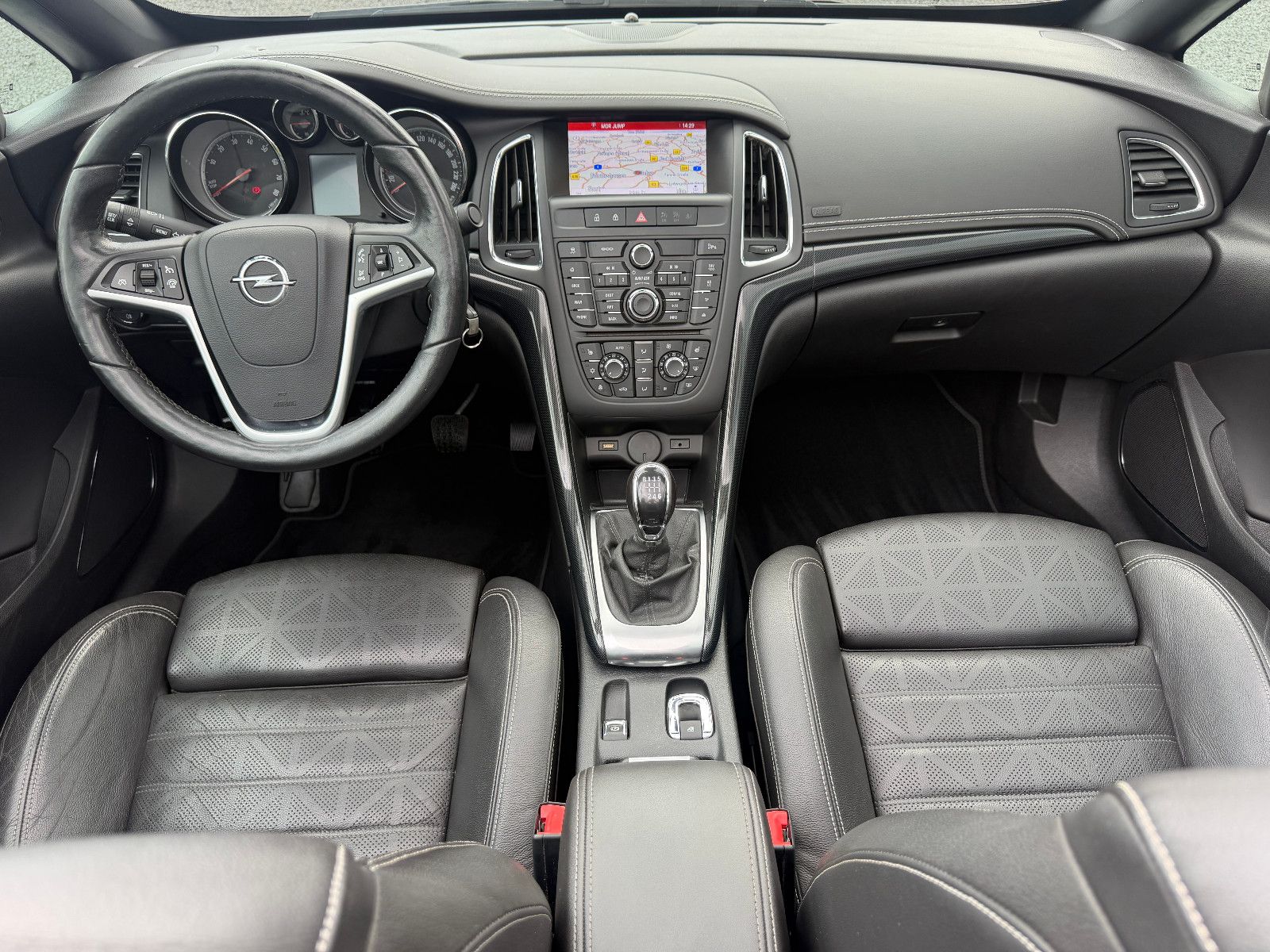 OPEL Cascada 1.6 ecoFlex Bi-XENON/NAVI/AHK – Foto 18