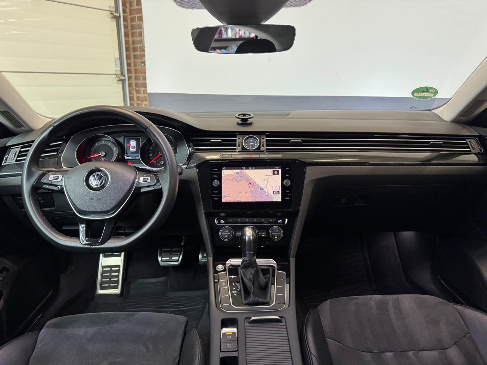 Volkswagen Arteon 2.0 TSI DSG/ACC/Massage/Spurhalte/LED