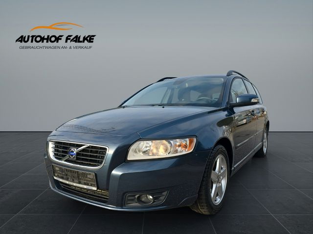 Volvo V50 Kombi 2.0 D Momentum Aut Klima 2.Hd TÜV NEU