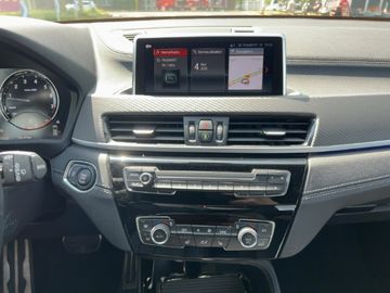 BMW X2 - 10