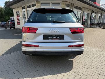 Audi Q7 - 4