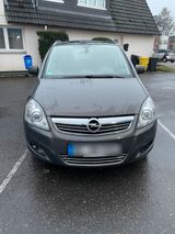Opel Open zafira 1.7  Diesel 2014 - Opel Zafira in Hamburg