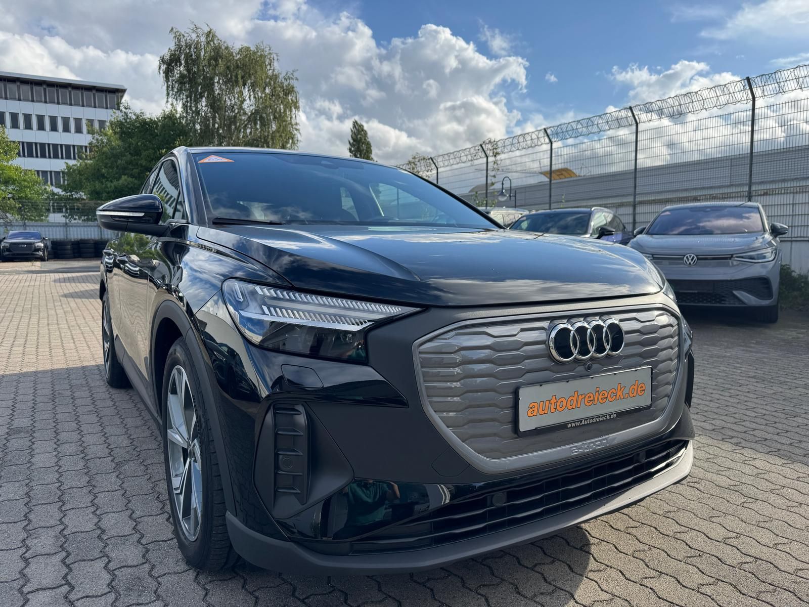 Audi Q4 e-tron Sportback 45 S line ACC AHK MATRIX KAM foto 5