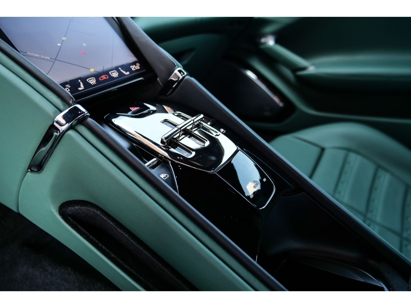 Ferrari Roma *MagneRide*CarPlay*Daytona-Design*Passenger foto 25
