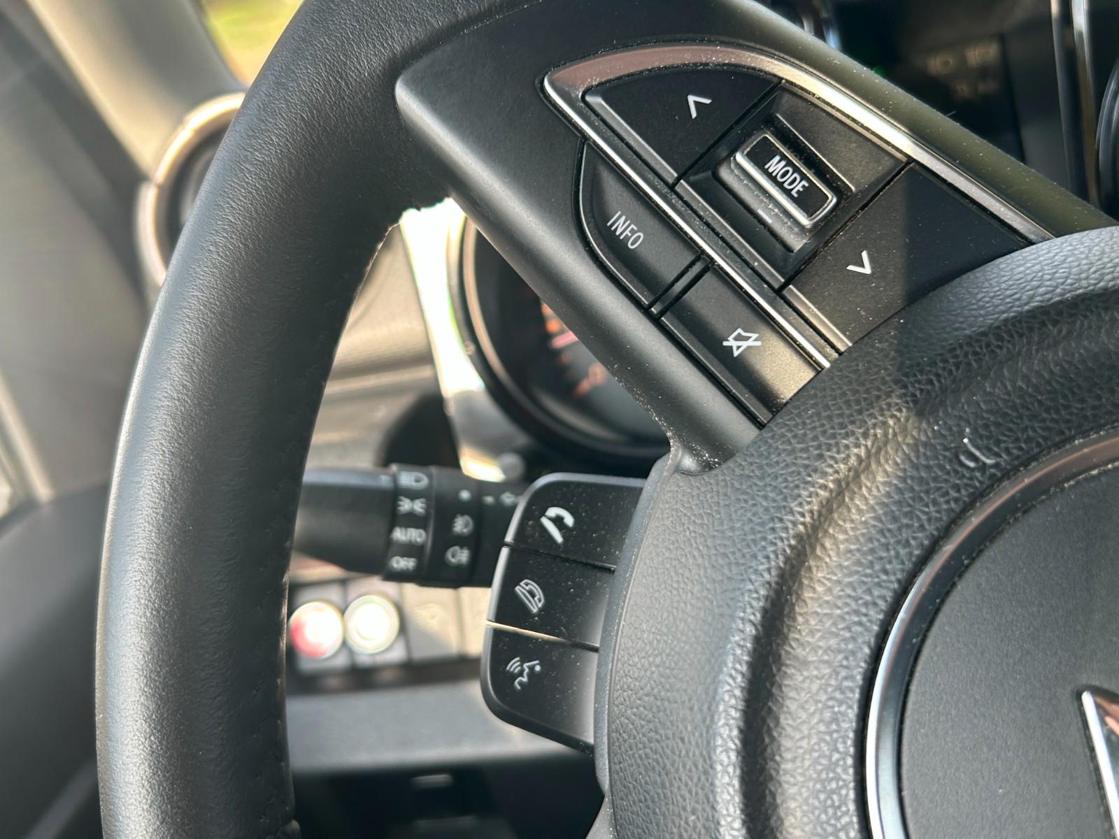 Suzuki Jimny Comfort+ AllGrip 1.5 Navi Höherlegung AHK, миниатюра 29