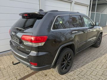 Jeep Grand Cherokee - 4