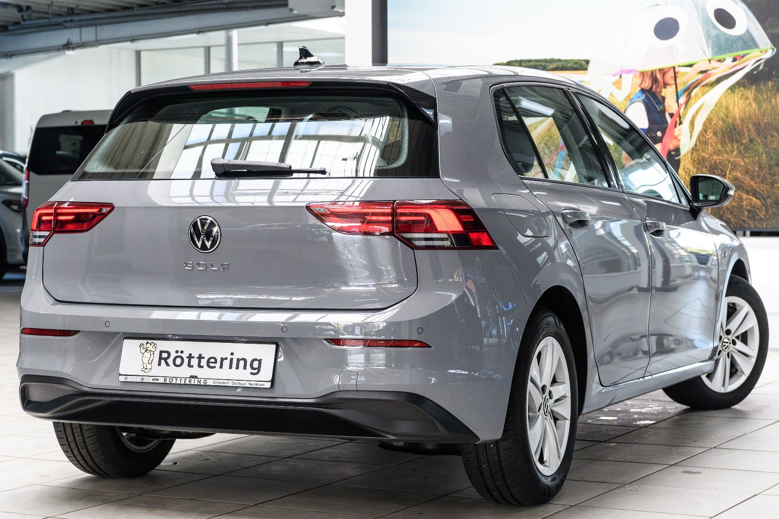 Fahrzeugabbildung Volkswagen Golf VIII Life +STHZ+LED+SHZ+NAVI+PANO+HEADUP