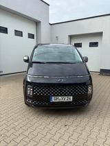 Hyundai STARIA 2.2 CRDi Signature 7-Sitzer Auto 4WD ...