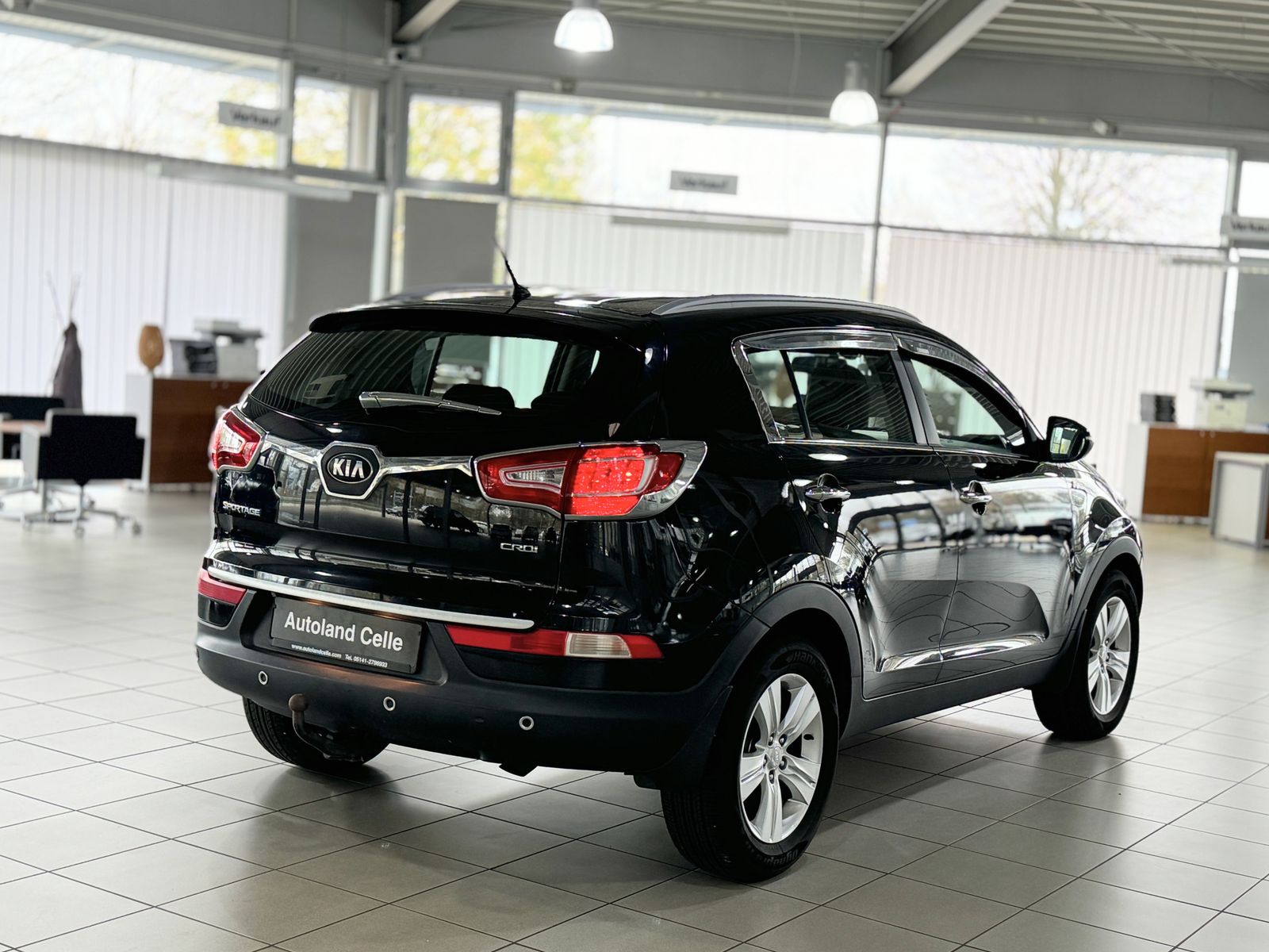 Fahrzeugabbildung Kia Sportage 1.7 CRDi 2WDKamera AHK PDC Sitzhzg Navi