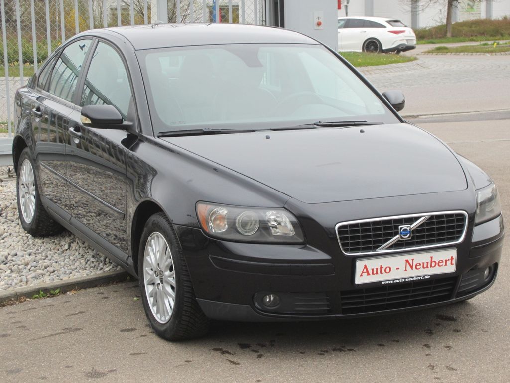 Volvo S40
