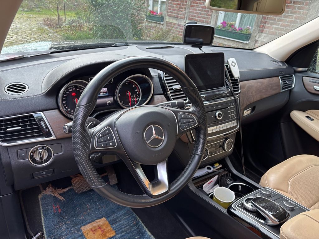 Image of Mercedes-Benz GLE 350