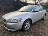 Volvo S40 Lim. 1.6 D Drive - Volvo S40: 1.6