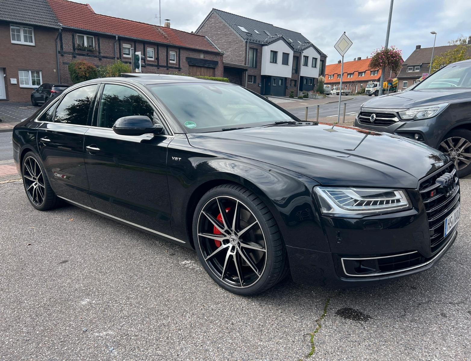 Audi A8 4.2 TDI clean diesel quattro