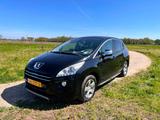 Peugeot 3008 2.0 HDiF HYbrid4 Blue Lease - Peugeot 3008 Hybrid (Diesel/Elektro)