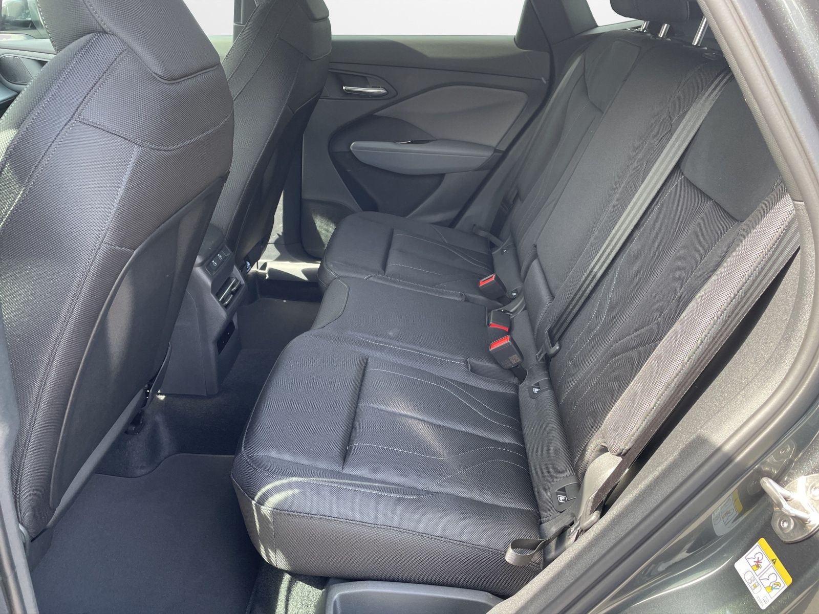 Audi Q3 Sportback e-hybrid S tronic S line  Standheiz foto 11
