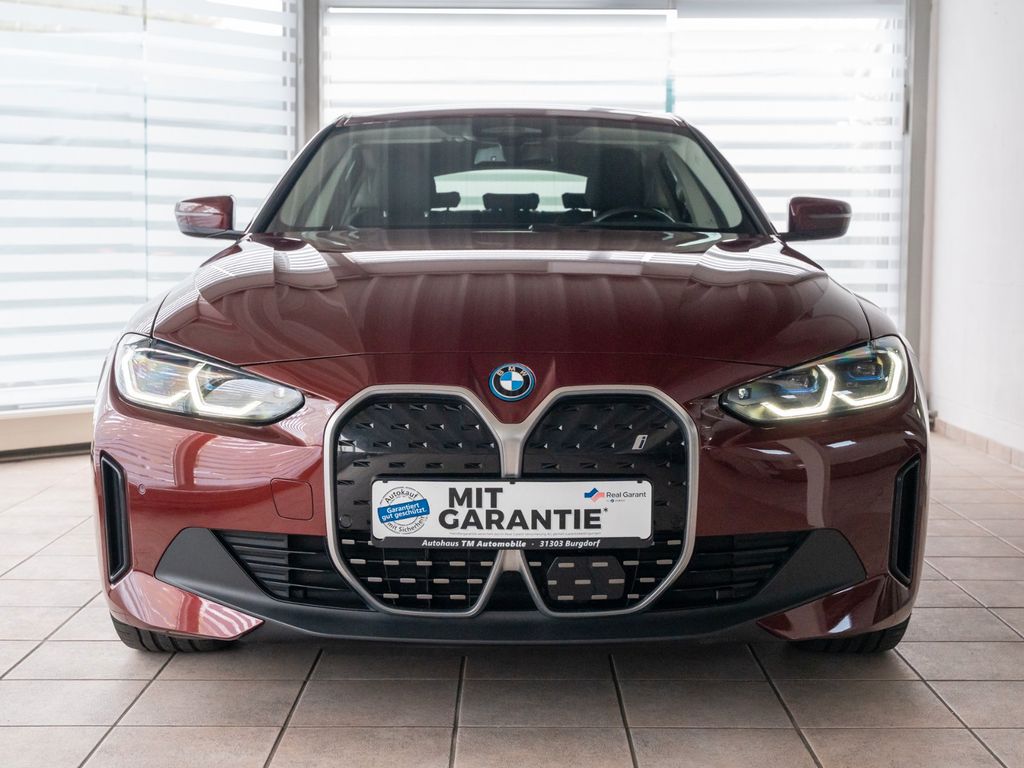 Image of BMW i4