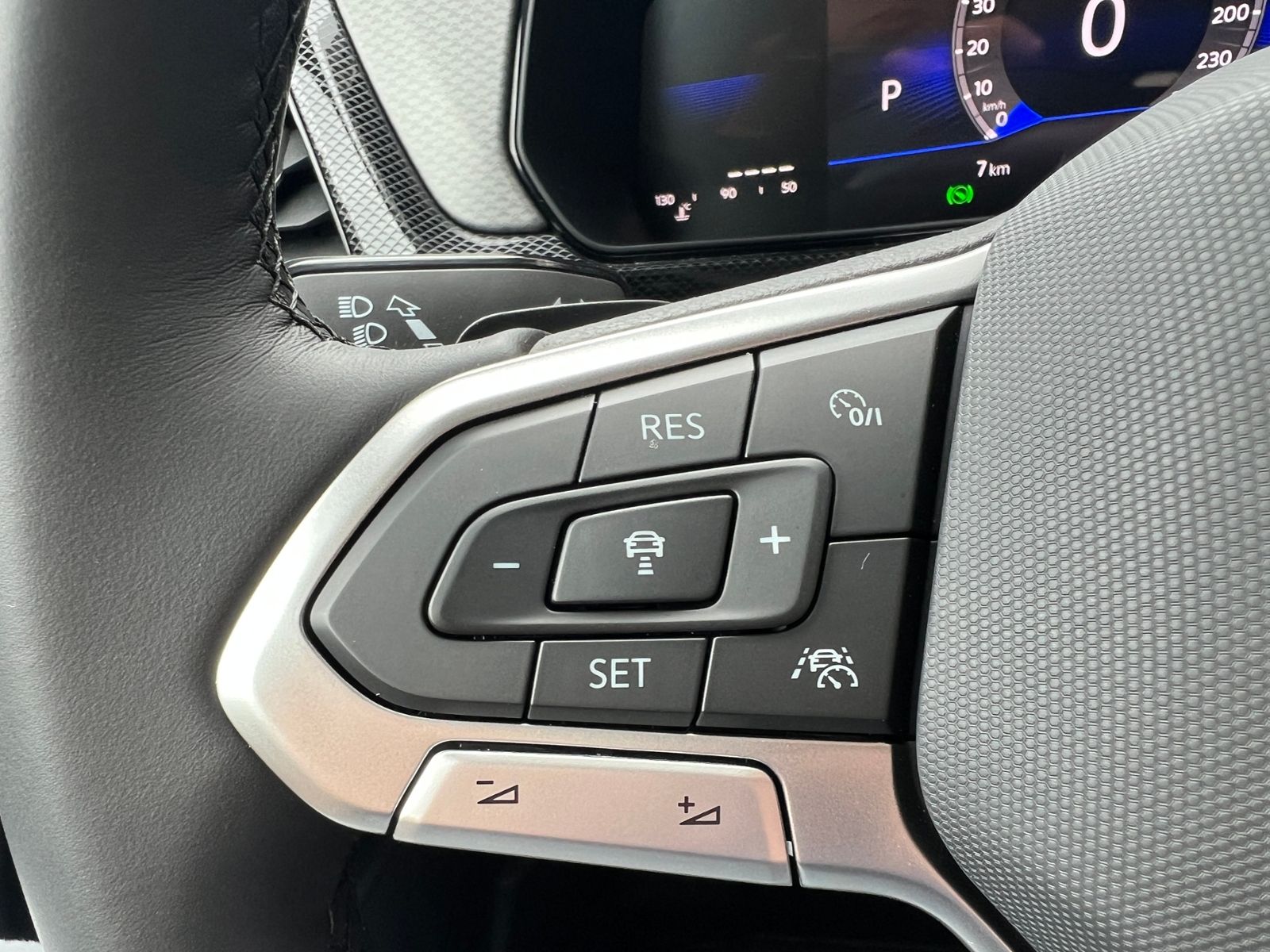 Fahrzeugabbildung Volkswagen T-Cross Life 1.0 TSI DSG *AHK,IQ-Light,ACC,Kamer