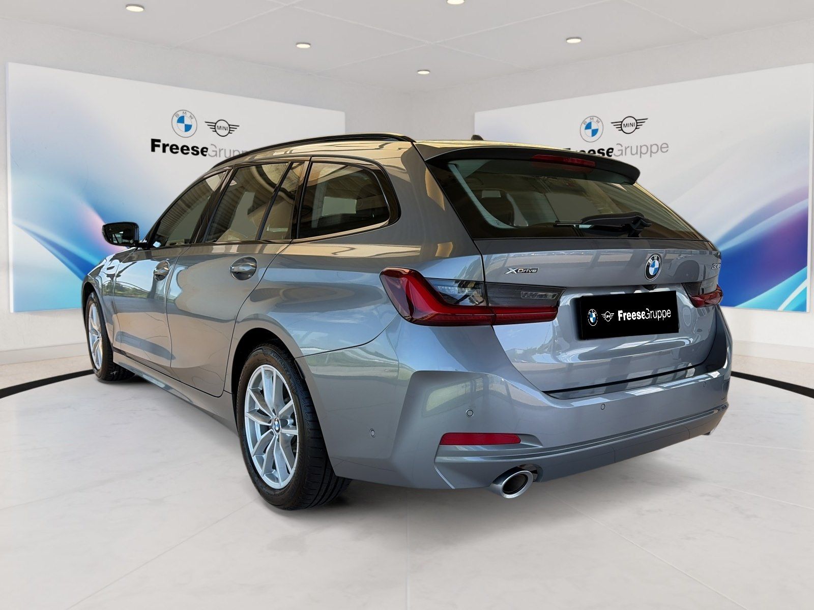 BMW 330i xDrive 360° HEAD-UP RFK HIFI LORDOSE XDRIVE foto 4